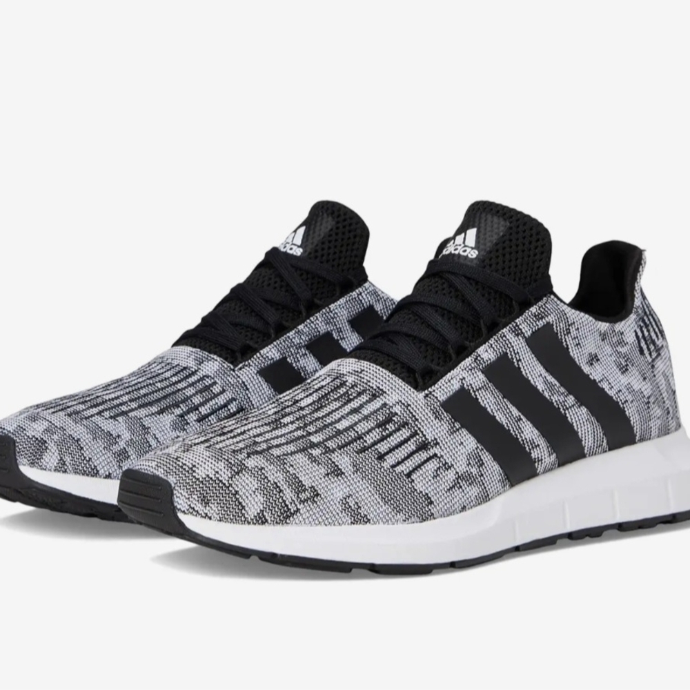 Adidas Originals Swift Run Men’s Running/Athletic Sneakers Size 9.5